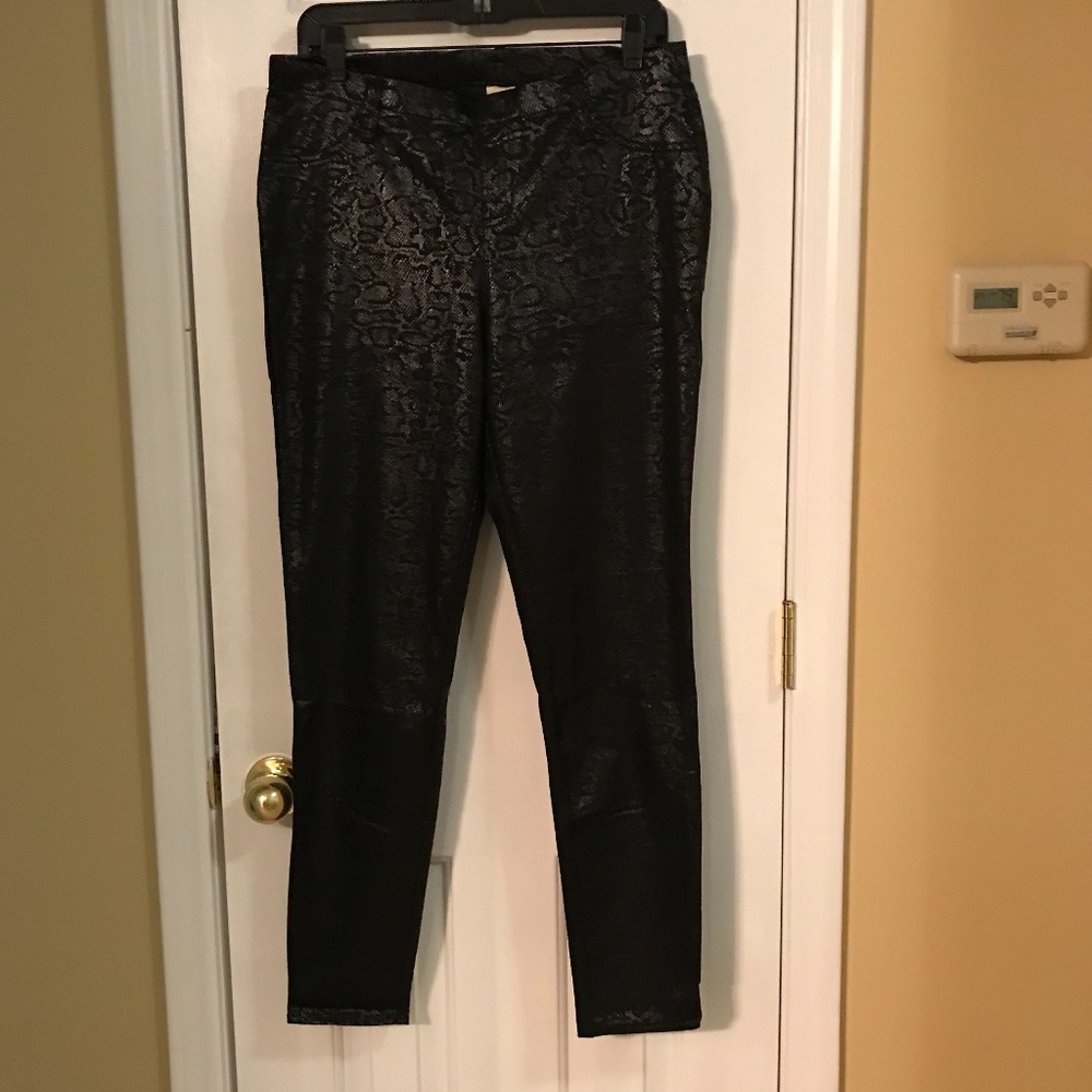 CLOSET BLOW OUT SALE... EVERYTHING MUST GO!!
